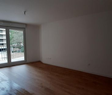 location Appartement T2 DE 42.1m² À NANTES - Photo 2