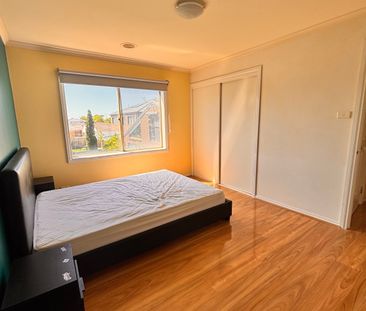 Point Cook - Photo 5