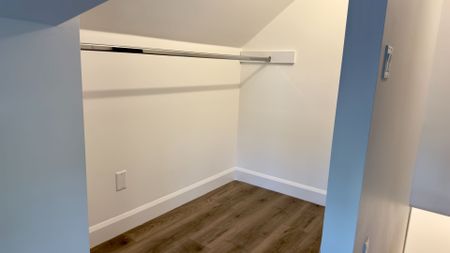 For Lease - 4992 Mcrae Street, Niagara Falls, Ontario - Photo 5