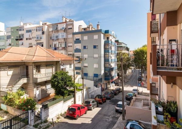 Apartamento T2 em Setúbal