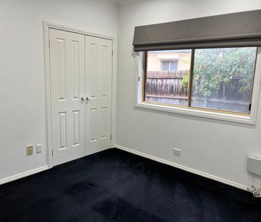 Spacious Family Haven in a Prime Werribee Location - Photo 3