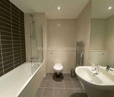 One Park West, Strand Street, L1 - Photo 6