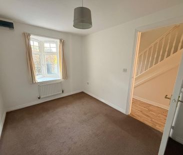 4 bedroom townhouse to rent - Photo 1