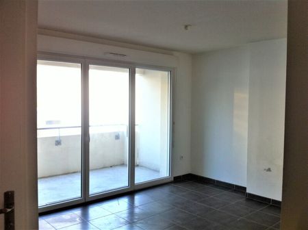 Location Appartement 2 pièces 39m² LORMONT 33310 - Photo 4