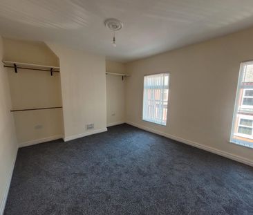 3 Bed Terraced House, Grange Street, M6 - Photo 4
