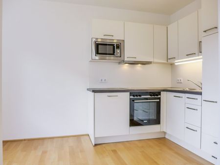 Hochwertige Maisonettewohnung mit großer Terrasse und guter Aufteilung - Perfekte Anbindung - U-Bahn Längenfeldgasse - Photo 4