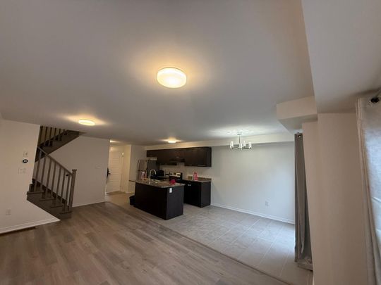 For Lease - 71 Bedrock Drive, Hamilton, Ontario - Photo 1