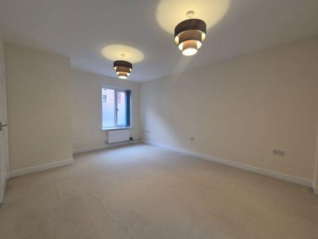 3 bedroom semi-detached house to rent - Photo 2