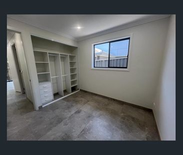 Granny Flat in Liverpool - Photo 1