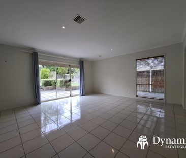 Spacious Family Home in Prime Location - Photo 1