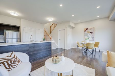 For Lease - 13 Eaton Park Lane Unit# 16, Toronto, Ontario - Photo 2