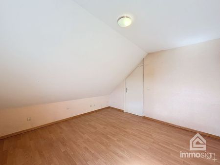 Ruim duplex-appartement midden in het centrum van Bocholt! - Photo 2