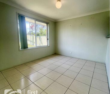 LOW MAINTENANCE LIVING WITH SPACIOUS BACKYARD - Photo 6