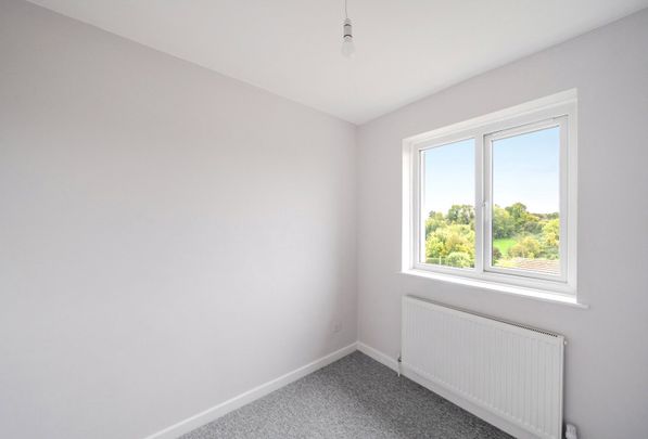 Springfield Heights, Radstock, Somerset, BA3 - Photo 1