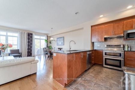 For Lease - 401 Foxhall Way, Kanata, Ontario - Photo 4