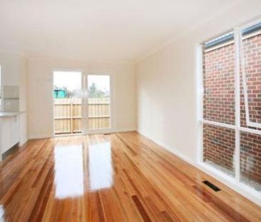 Stylish & Low-Maintenance Living in the Heart of Nunawading - Photo 6