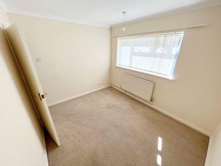 2 bedroom bungalow to rent Holme Close, Oakington, Cambridge, CB24 - Photo 3