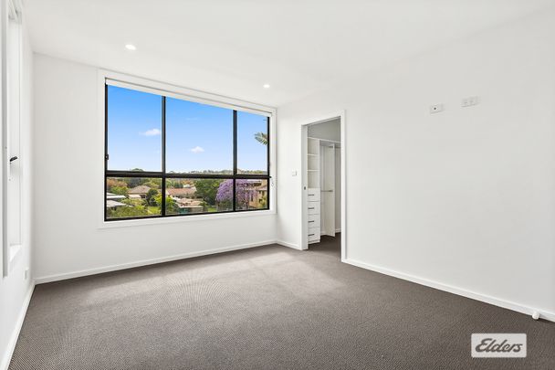 8/15-17 Figtree Crescent - Photo 1