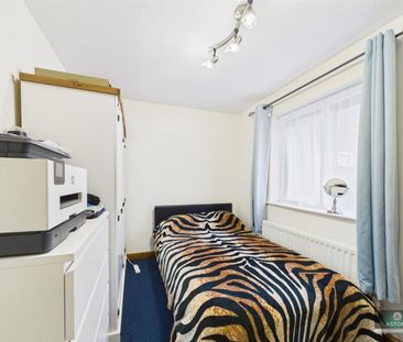 Leybourne Close, Tollgate Hill - Photo 4