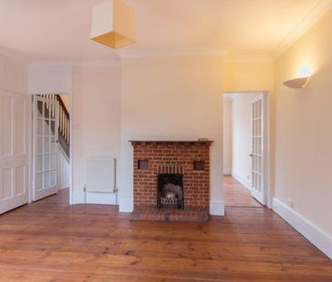 2 bedroom semi-detached house to rent - Photo 6