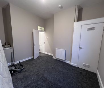 2 Bed Terraced House, Brailsford Road, M14 - Photo 4