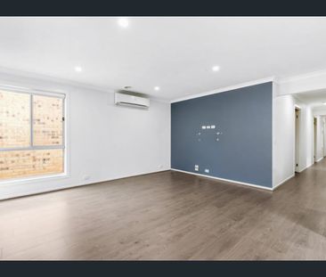 Modern Living in the Heart of Central Park Estate – Walk to Shops, ... - Photo 5