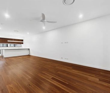 Yeronga - Photo 2