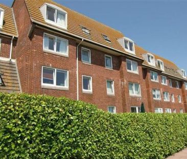 1 bedroom retirement property to rent - Photo 5