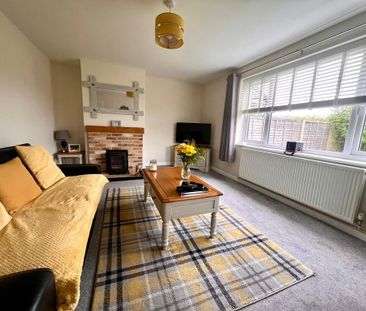 3 bedroom semi-detached house to rent - Photo 1