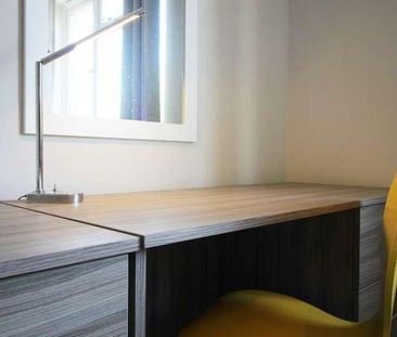 London Road, Earley, Reading, RG6 - Photo 2