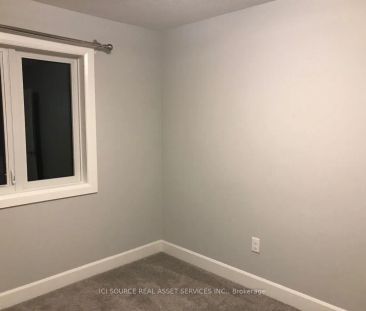 499 Sophia Crescent #14 - Photo 3