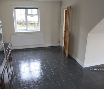 3 bedroom terraced house to rent - Photo 6