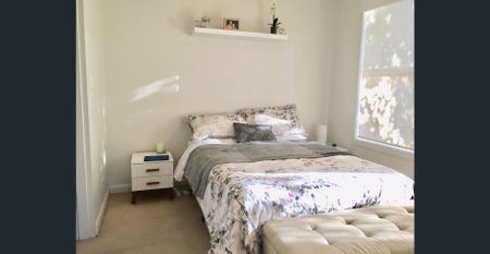 One bedroom apartment, unit, townhouse & warehouse - Photo 5