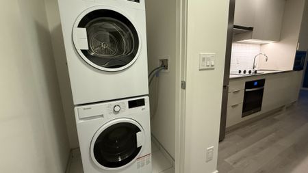 For Lease - 3079 Trafalgar Road Unit# 303, Oakville, Ontario - Photo 4