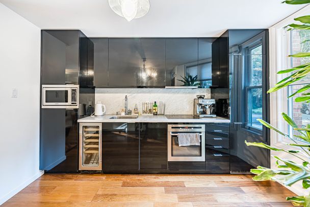 For Lease - 24 IRWIN Avenue, Toronto, Ontario - Photo 1