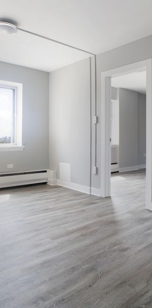 Line 07 - 1225 Saint Marc Street, Montréal - Photo 1