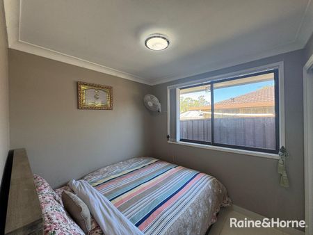 Spacious Family Home in Ingleburn - Photo 3