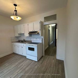 LITTLE ITALY LIFESTYLE 1 BED UPPER LEVEL WITH W/O DECK - Photo 2