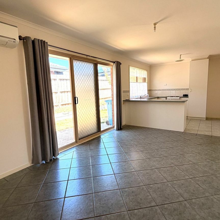 9 Cumulus Court, Hampton Park VIC - Photo 1