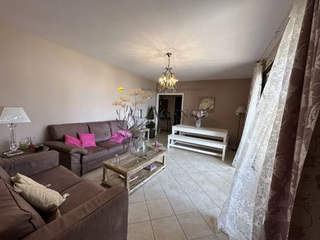 F4 VIDE TOGA - Photo 2