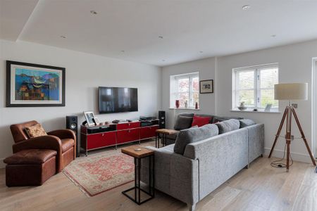 3 bedroom barn conversion to rent - Photo 5