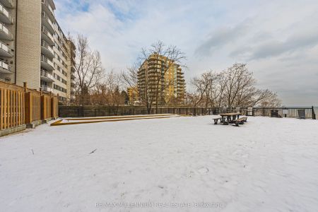 2160 Lakeshore Road #309 - Photo 2