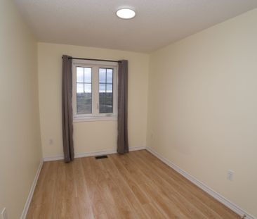 For Lease - 26 SHIFF Crescent, Brampton, Ontario - Photo 5