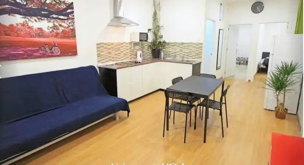 Carrer de la Lluna, Barcelona, Catalonia 08001 - Photo 1