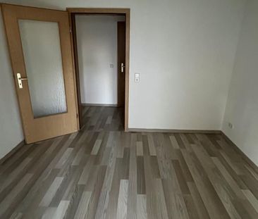 Goodbye Hotel Mama - Foto 1