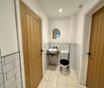 2 bedroom apartment to rent - Photo 4