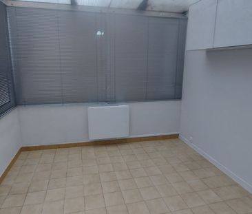 Location Appartement P2 Véranda et Terrasse Simiane-collongue - Photo 1