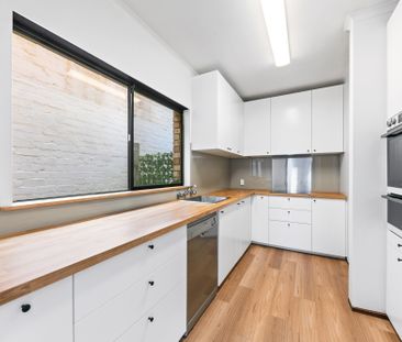 3 Howard Street, South Yarra VIC 3141 - Townhouse For Rent | Domain - Photo 5