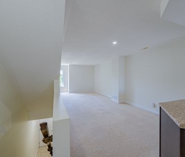 For Lease - 634 Chapman Mills Drive Unit# B, Barrhaven, Ontario - Photo 6