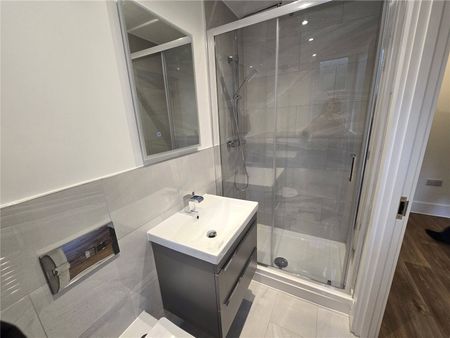 2 bedroom apartment to rent Monument Way, St. Leonards-on-Sea, East Sussex, TN38 - Photo 5